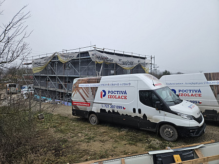 Izolace stropu zděné patrové novostavby rodinného domu ve Vráži na Berounsku